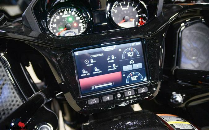 2026 Indian Motorcycle Pursuit® Dark Horse® with 112 and Powerband Audio Package