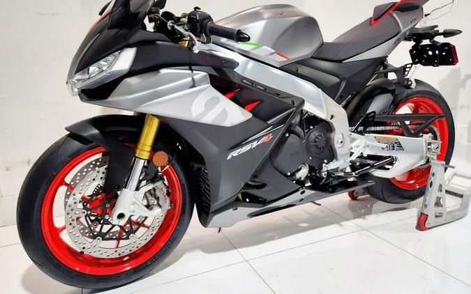 2024 Aprilia® RSV4 1100