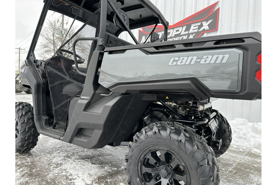 2024 Can-Am DEFENDER XT HD10