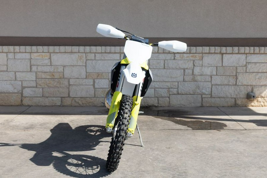 New 2024 HUSQVARNA TX 300 WHITE