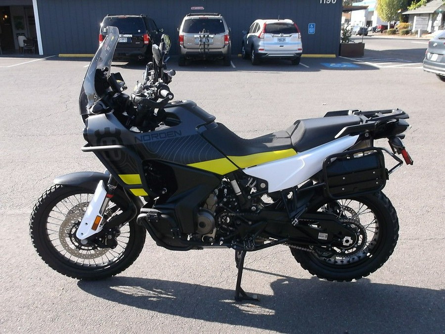 2022 Husqvarna® Norden 901