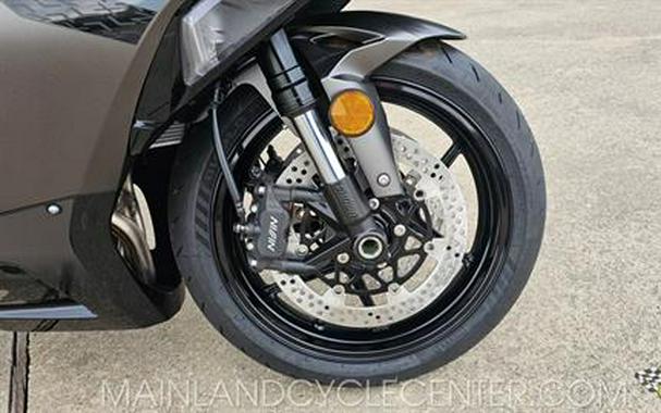 2026 Kawasaki NINJA ZX-6R ABS