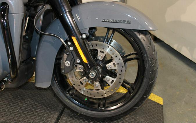 Used 2022 Harley-Davidson Road Glide Limited Grand American Touring Motorcycle For Sale In Miami, Florida