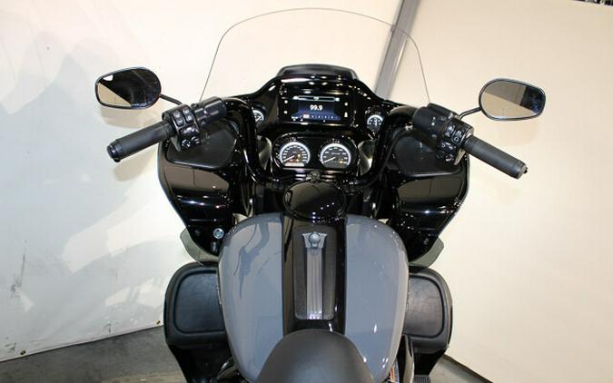 Used 2022 Harley-Davidson Road Glide Limited Grand American Touring Motorcycle For Sale In Miami, Florida
