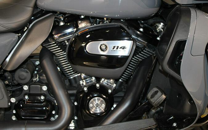 Used 2022 Harley-Davidson Road Glide Limited Grand American Touring Motorcycle For Sale In Miami, Florida