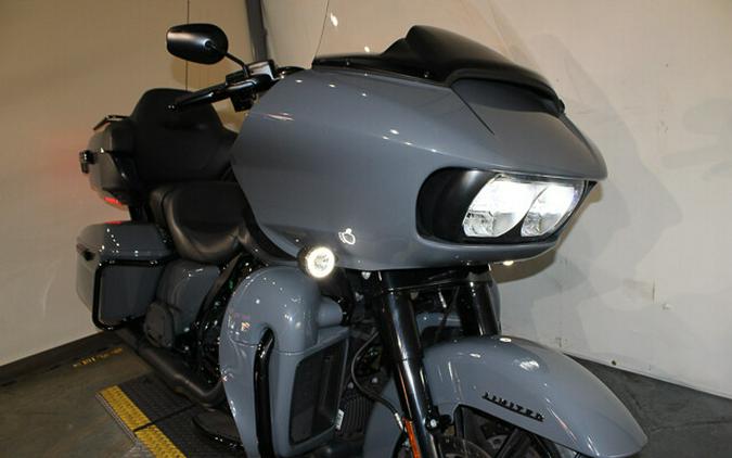 Used 2022 Harley-Davidson Road Glide Limited Grand American Touring Motorcycle For Sale In Miami, Florida
