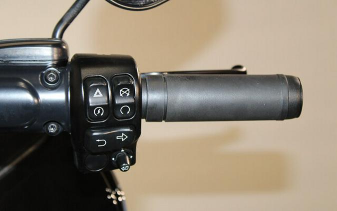 Used 2022 Harley-Davidson Road Glide Limited Grand American Touring Motorcycle For Sale In Miami, Florida