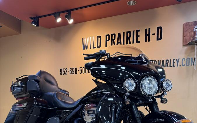 2014 Harley-Davidson® Ultra Limited Black