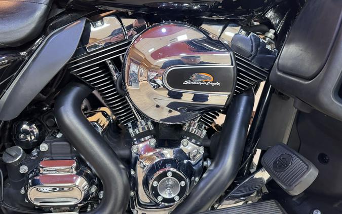 2014 Harley-Davidson® Ultra Limited Black