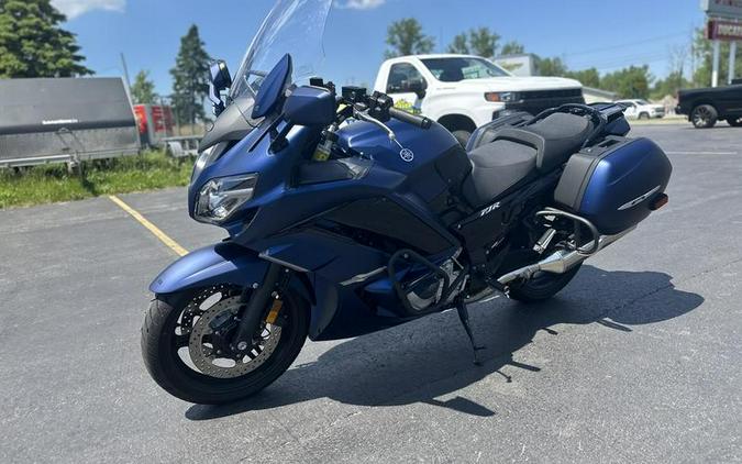 2018 Yamaha FJR1300A™