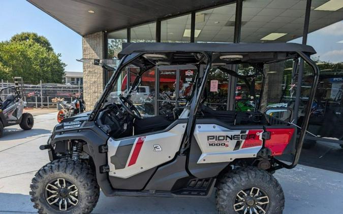 2022 Honda Pioneer 1000-5 Trail