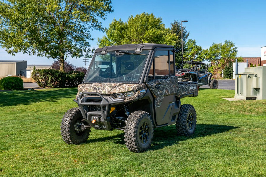 2025 Can-Am™ Defender Limited HD10