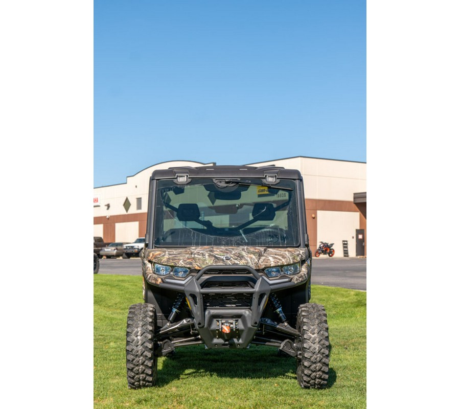 2025 Can-Am™ Defender Limited HD10