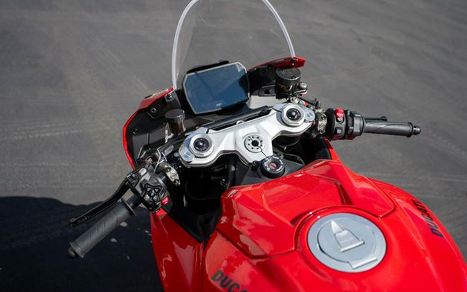2025 Ducati Panigale V2