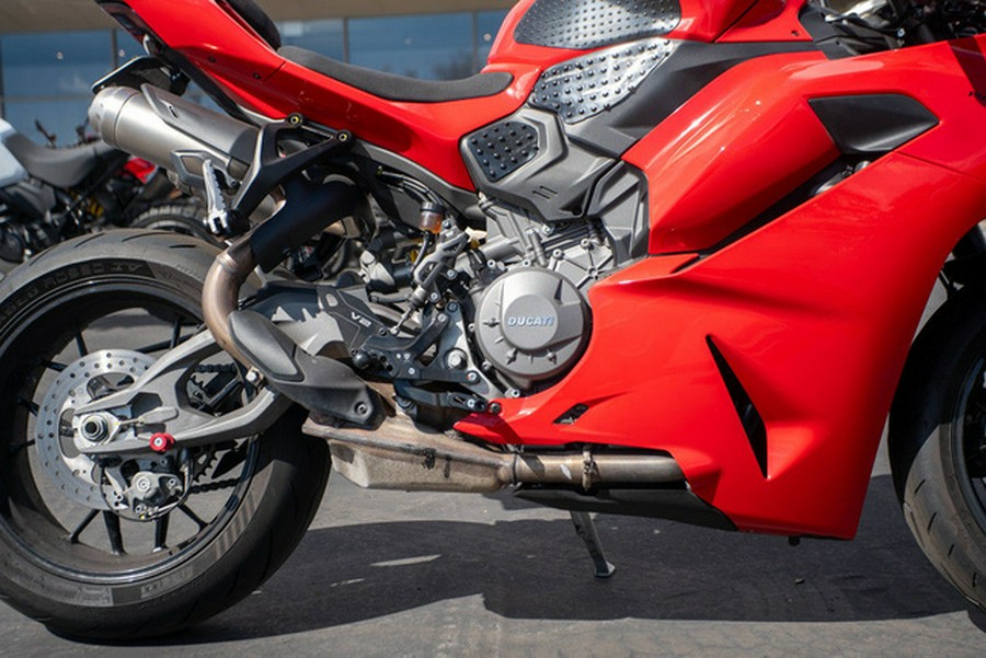 2025 Ducati Panigale V2