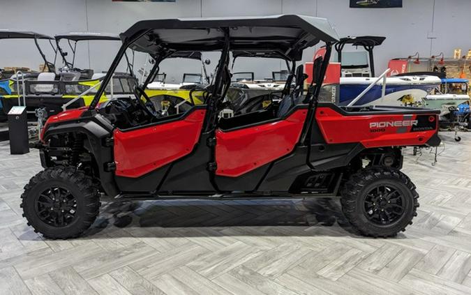 2023 Honda Pioneer 1000-6 Deluxe Crew