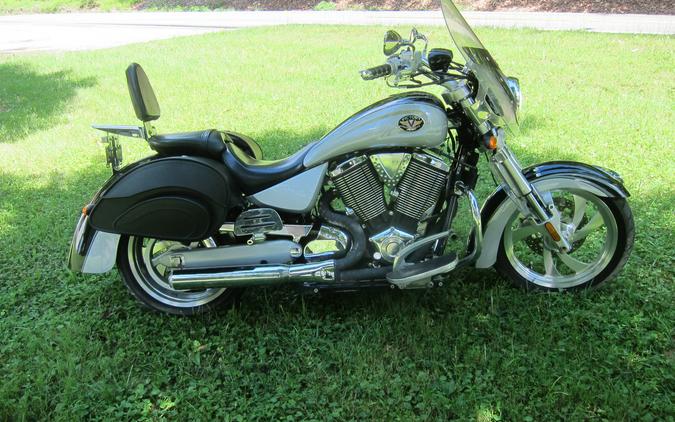 2005 Victory Motorcycles KINGPIN