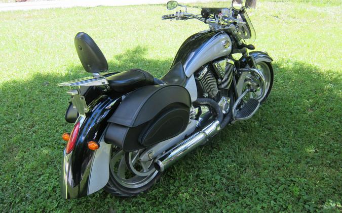 2005 Victory Motorcycles KINGPIN