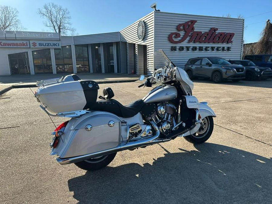2019 Indian Motorcycle® Roadmaster® Pearl White / Star Silver