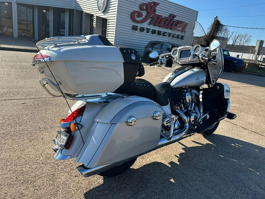 2019 Indian Motorcycle® Roadmaster® Pearl White / Star Silver