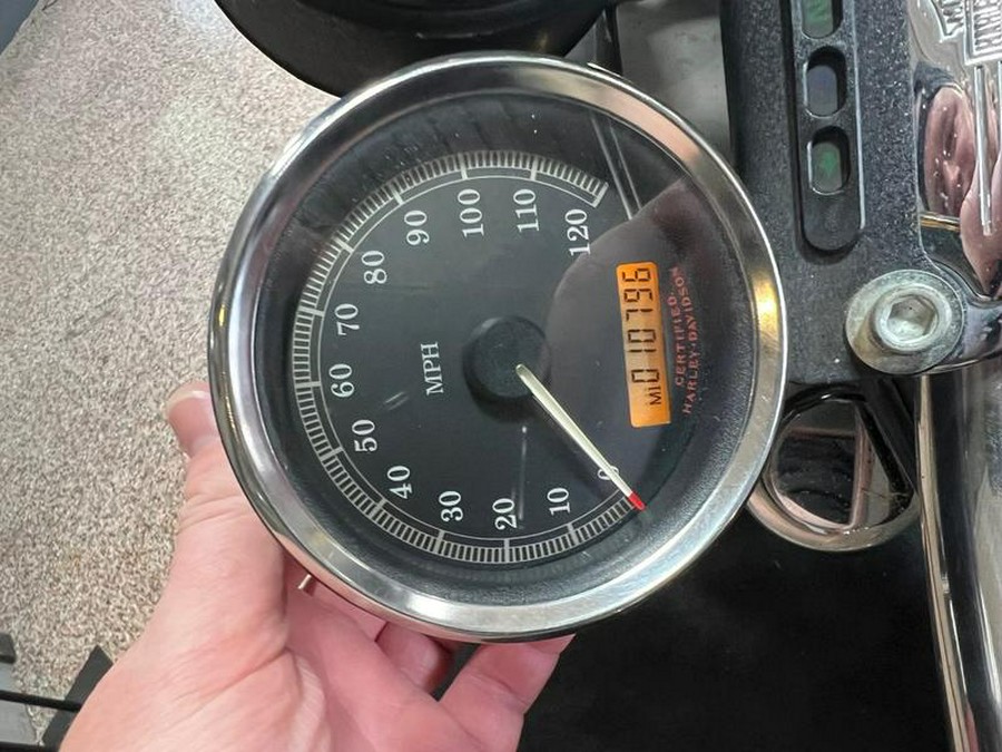 2004 Harley-Davidson® XL1200R - Sportster® 1200 Roadster