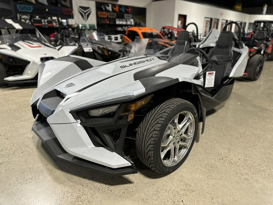 2022 Polaris Slingshot® Slingshot® SL Moonlight Metallic White (AutoDrive)