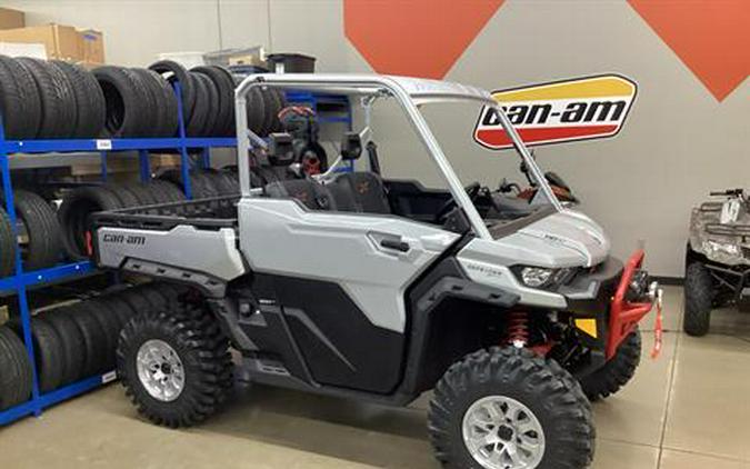 2024 Can-Am Defender X MR HD10