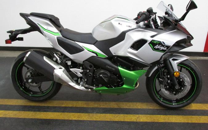 2024 Kawasaki Ninja 7 Hybrid ABS