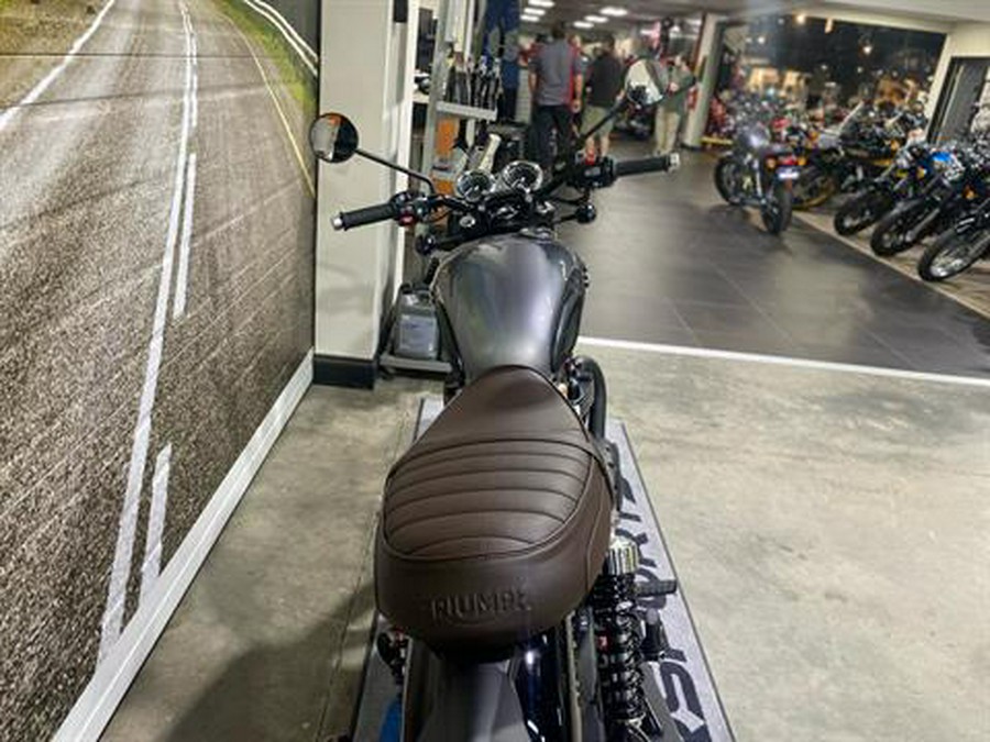 2025 Triumph Bonneville T120 Black