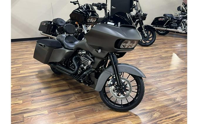 2019 Harley-Davidson® FLTRXS
