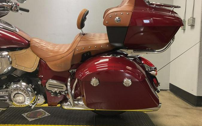 2017 Indian Motorcycle® Roadmaster® Burgundy Metallic