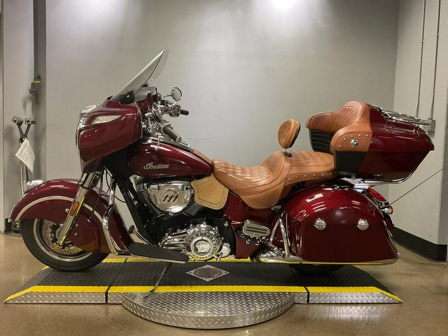 2017 Indian Motorcycle® Roadmaster® Burgundy Metallic