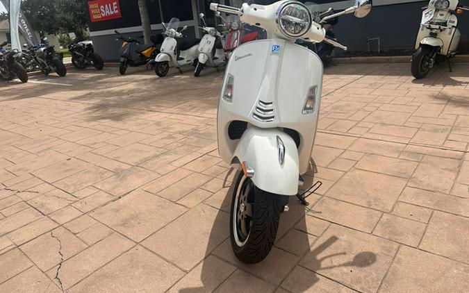 2020 Vespa GTS 300 Super