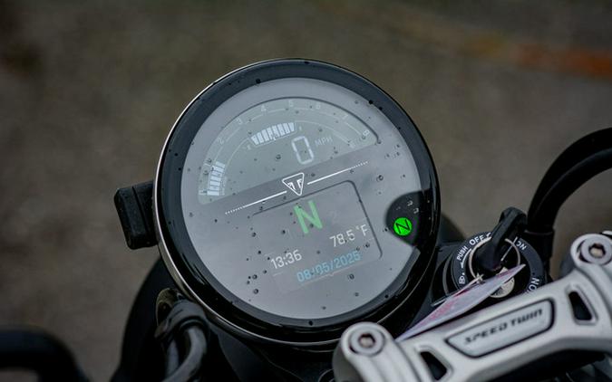 2025 Triumph Speed Twin 900 Phantom Black/Aurum Gold