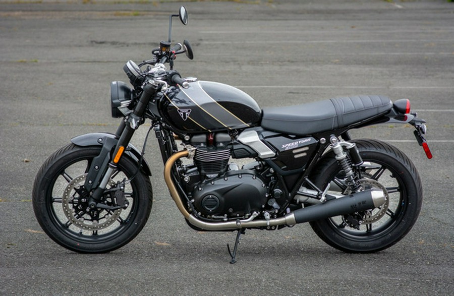2025 Triumph Speed Twin 900 Phantom Black/Aurum Gold