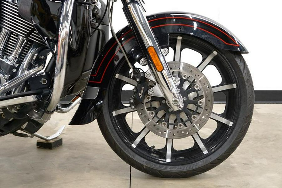 2018 Indian Motorcycle® Chieftain® Limited ABS Thunder Black Pearl with Graphics