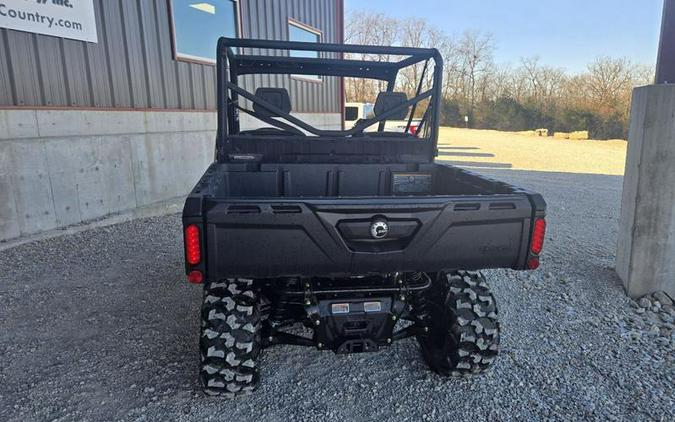 2025 Can-Am® Defender HD7