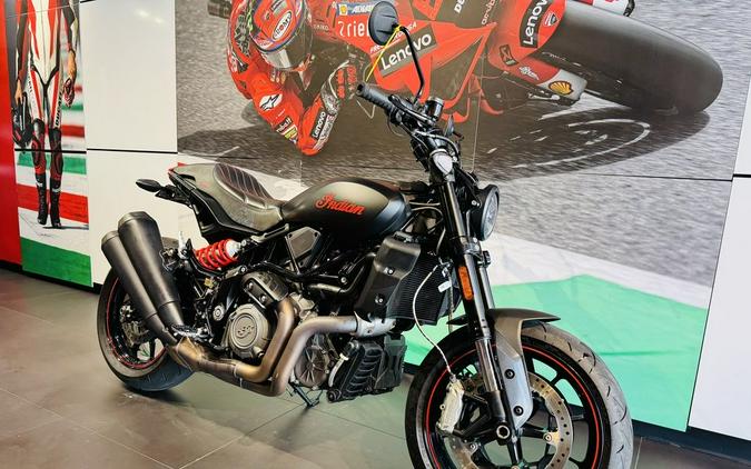 2022 Indian Motorcycle® FTR Black Smoke