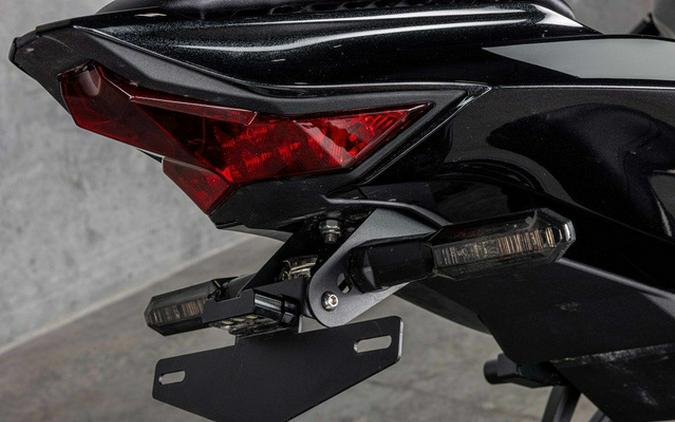 2025 Kawasaki NINJA ZX-4R ABS