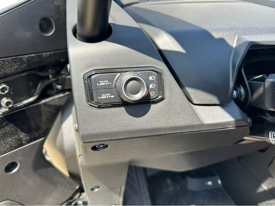 2026 CFMOTO Z10-4