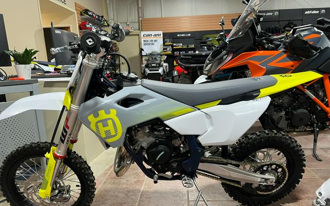 2023 Husqvarna Norden 901