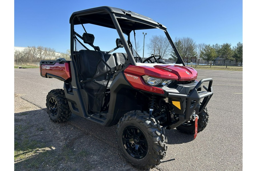 2024 Can-Am SSV DEF XT 64 HD10 RD 24