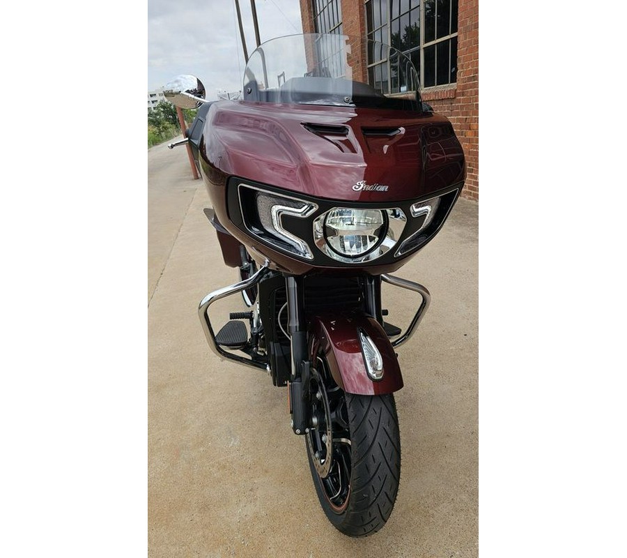 2023 Indian Motorcycle® Challenger® Limited Maroon Metallic