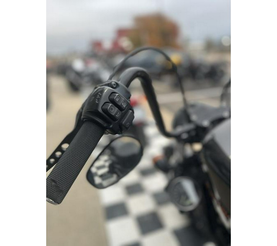 2019 Harley-Davidson® XL 883N - Sportster® Iron 883™