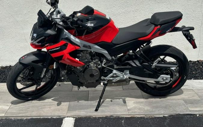 2026 Aprilia Tuono 457