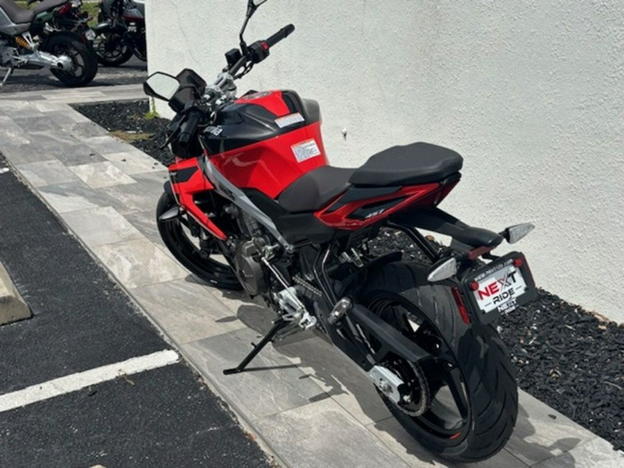 2026 Aprilia Tuono 457