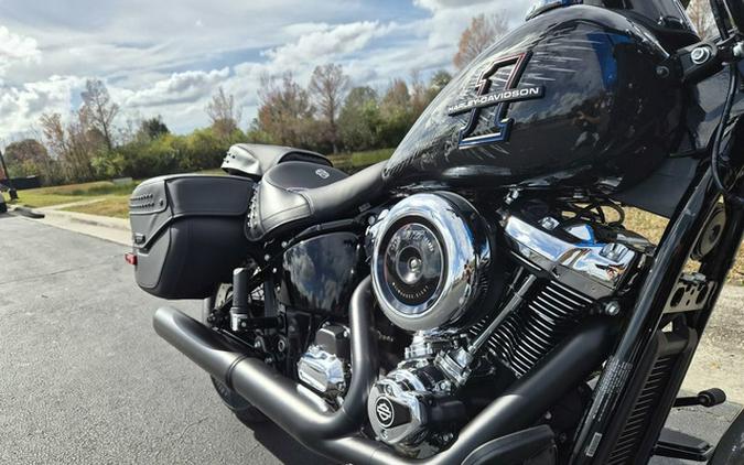 2026 Harley-Davidson Softail FLHC - Heritage Classic