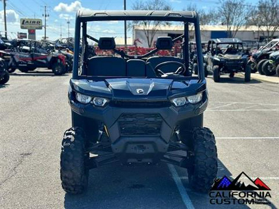 2023 Can-Am Defender DPS HD10