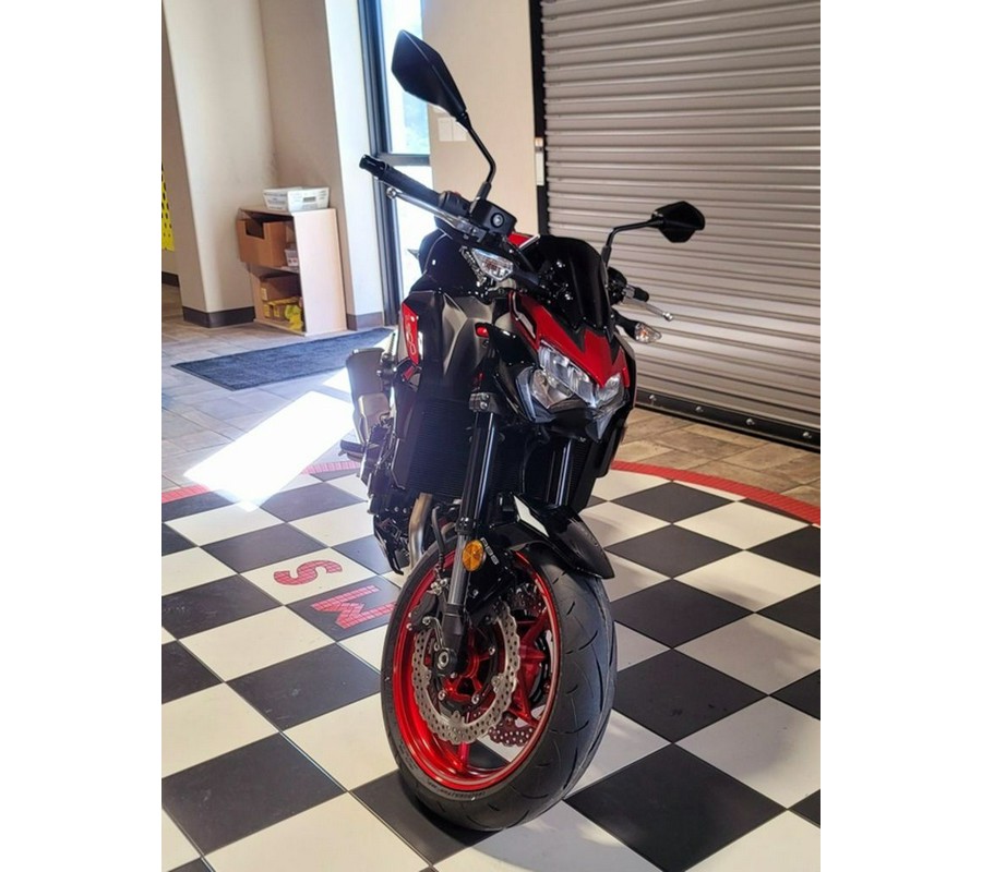 2024 Kawasaki Z900 ABS Candy Persimmon Red/Ebony