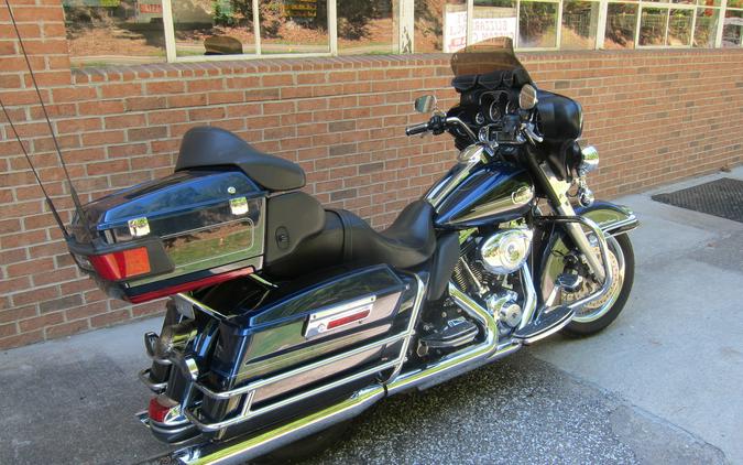 2012 Harley-Davidson® FLHTCU Ultra Classic® Electra Glide®